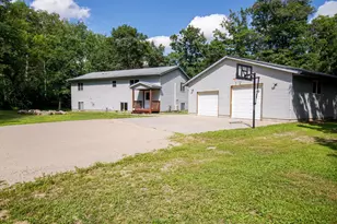 981 Roosevelt Ave, Pine River, MN 56474 - Photo 1