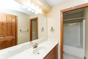 1608 Greystone Ln SW, Rochester, MN 55902 - Photo 27