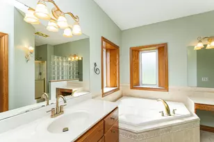 1608 Greystone Ln SW, Rochester, MN 55902 - Photo 23