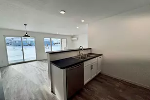 516 Garfield St SE, Warroad, MN 56763 - Photo 7