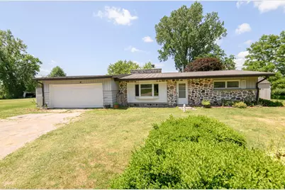 W224S9735 Big Bend Drive, Vernon, WI 53103 - Photo 1