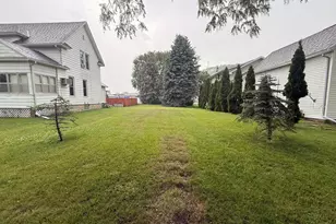 203 S Maple St, Rushford, MN 55971 - Photo 1