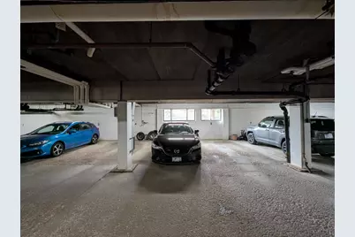 4120 Parklawn Avenue #319, Edina, MN 55435 - Photo 9