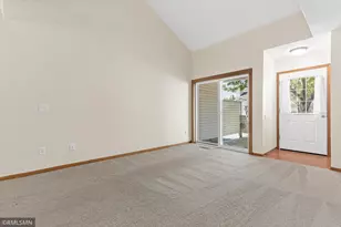 7795 Hemingway Ave S, Cottage Grove, MN 55016 - Photo 5