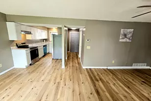 667 E Burnsville Pkwy, Burnsville, MN 55337 - Photo 1