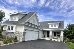 5580 Alvarado Ln N, Plymouth, MN 55446 - Photo 1