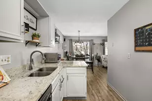 6904 Ives Ln N, Maple Grove, MN 55369 - Photo 9