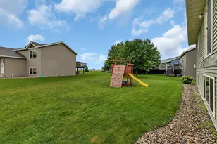 409 Highlands Dr, Albany, MN 56307 - Photo 21