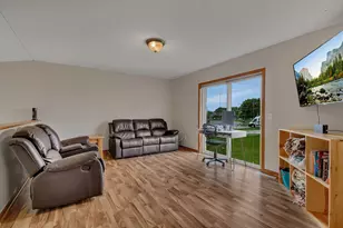 409 Highlands Dr, Albany, MN 56307 - Photo 7