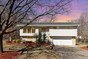 2805 Regent Ave N, Golden Valley, MN 55422 - Photo 1