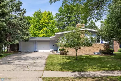 2309 9th Street S, Fargo,  58103 - Photo 1
