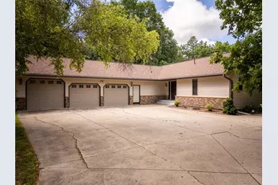 1634 Golden Drive SW, Alexandria, MN 56308 - Photo 1