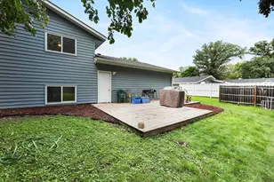 110 Vine St, Monticello, MN 55362 - Photo 25