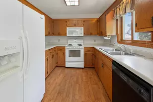 110 Vine St, Monticello, MN 55362 - Photo 7