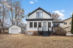 12710 Newell Ave, Lindstrom, MN 55045 - Photo 1