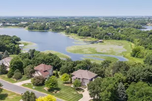 1017 Vista Ridge Ln, Shakopee, MN 55379 - Photo 1