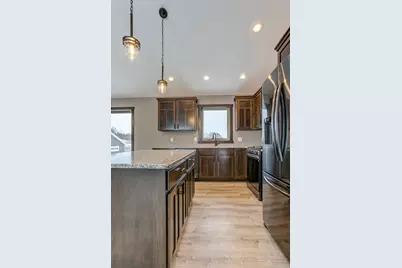 893 N Grant Street, Ellsworth, WI 54011 - Photo 7