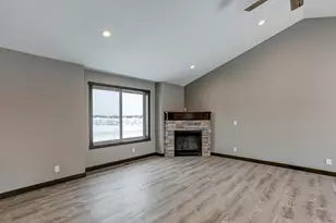 893 N Grant St, Ellsworth, WI 54011 - Photo 9