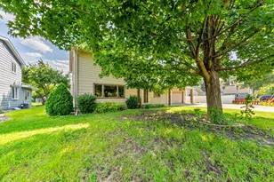 1633 Massee St, Albert Lea, MN 56007 - Photo 3