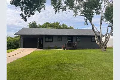 319 Lakeview Street S, Lake Benton, MN 56149 - Photo 1