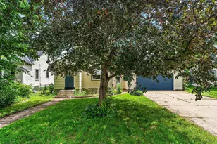 8219 Blaisdell Ave S, Bloomington, MN 55420 - Photo 1