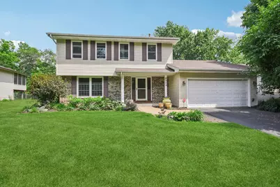8924 Darnel Road, Eden Prairie, MN 55347 - Photo 1