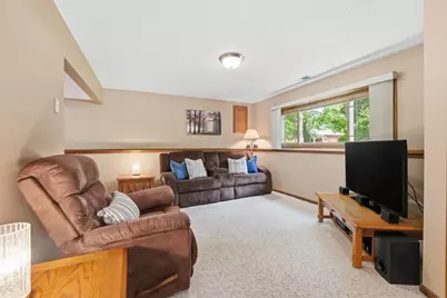 783 Bur Oak Court, Vadnais Heights, MN 55127 - Photo 27