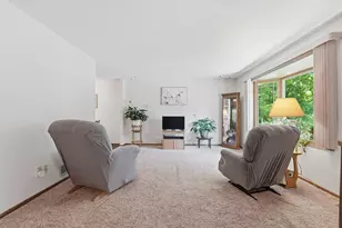 783 Bur Oak Ct, Vadnais Heights, MN 55127 - Photo 5