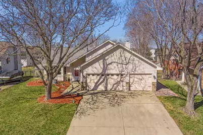 7175 Upper 157th Street W, Apple Valley, MN 55124 - Photo 1