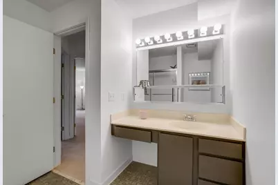 1932 Dupont Avenue S, Minneapolis, MN 55403 - Photo 7