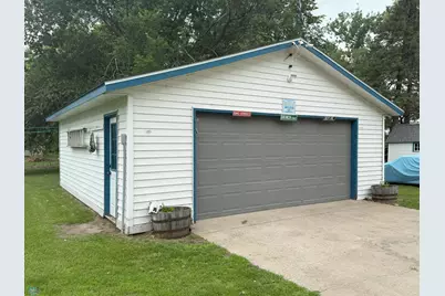 209 Lincoln Avenue NE, Twin Valley, MN 56584 - Photo 5