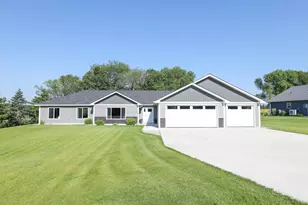 2060 Rosewood Ln SE, Alexandria, MN 56308 - Photo 1
