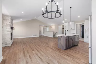 943 146th Avenue, New Richmond, WI 54017 - Photo 9