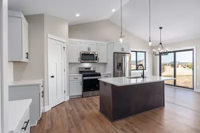 943 146th Avenue, New Richmond, WI 54017 - Photo 3