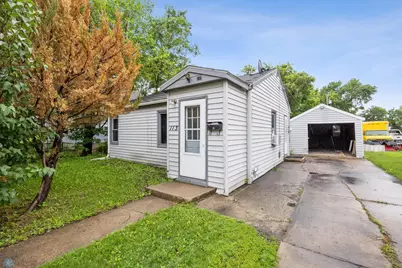 113 23rd Street S, Fargo,  58103 - Photo 1