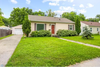 1709 13th Avenue S, Fargo,  58103 - Photo 1