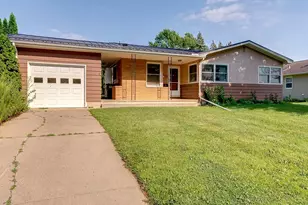 713 Bullis St, Kenyon, MN 55946 - Photo 1
