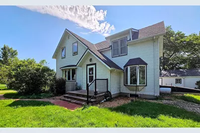 2047 60th Avenue, Pipestone, MN 56164 - Photo 3