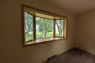 175 E 4th St, Cottonwood, MN 56229 - Photo 9