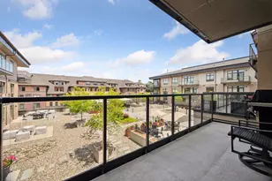 875 Lake St N, Wayzata, MN 55391 - Photo 27