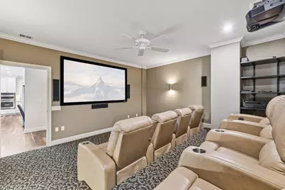 875 Lake Street N #318, Wayzata, MN 55391 - Photo 25