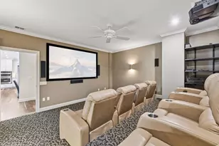 875 Lake St N, Wayzata, MN 55391 - Photo 25