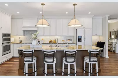 875 Lake Street N #318, Wayzata, MN 55391 - Photo 11