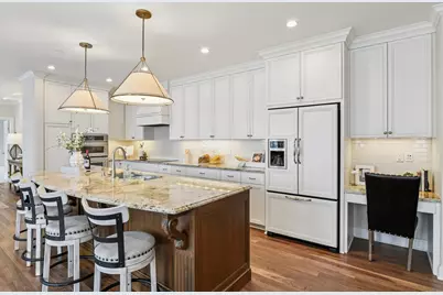 875 Lake Street N #318, Wayzata, MN 55391 - Photo 9