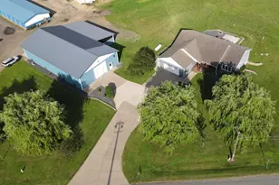568 N Midway Rd, Menomonie, WI 54751 - Photo 7