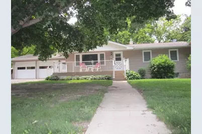 304 4th Street SE, Glenwood, MN 56334 - Photo 1