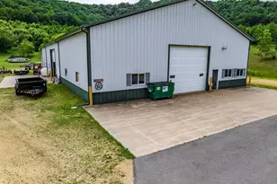 W25757 Bear Coulee Rd, Trempealeau, WI 54661 - Photo 69