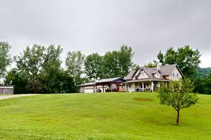 W25757 Bear Coulee Rd, Trempealeau, WI 54661 - Photo 65