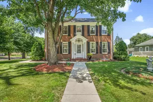 426 S Armstrong Ave, Litchfield, MN 55355 - Photo 1