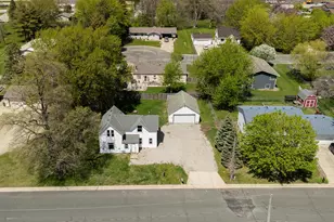 812 E Main St, Dodge Center, MN 55927 - Photo 1